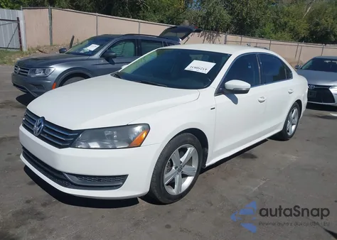 2014 Volkswagen Passat 1.8T Wolfsburg Edition из США, поврежденный, VIN 1VWAS7A35EC025477